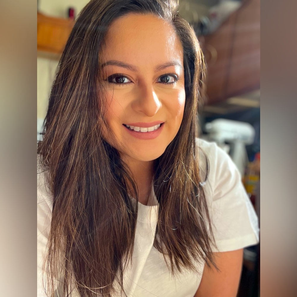 Meet your Posher, Connie